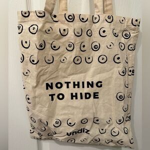 NWOT Undiz breast tote